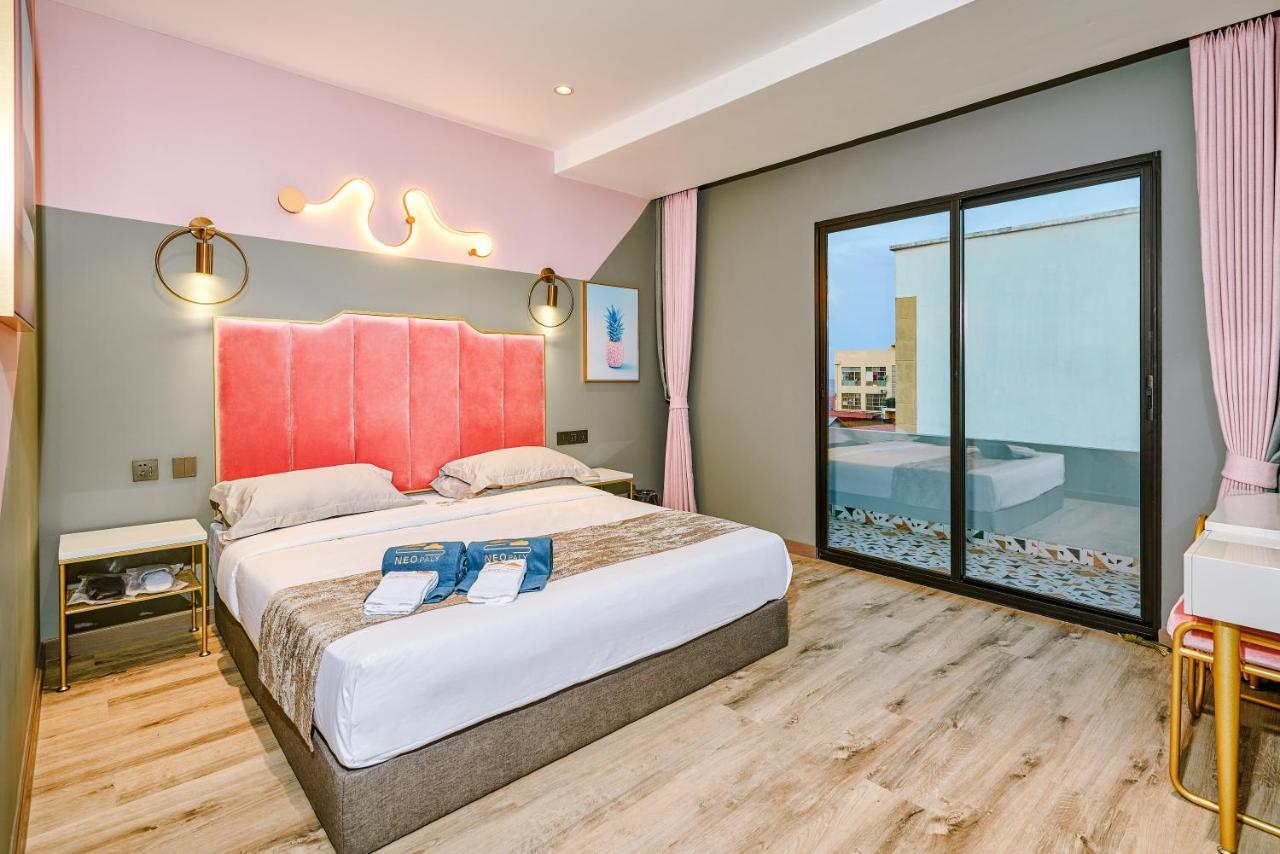 Neo Paly Hotel センポルナ エクステリア 写真
