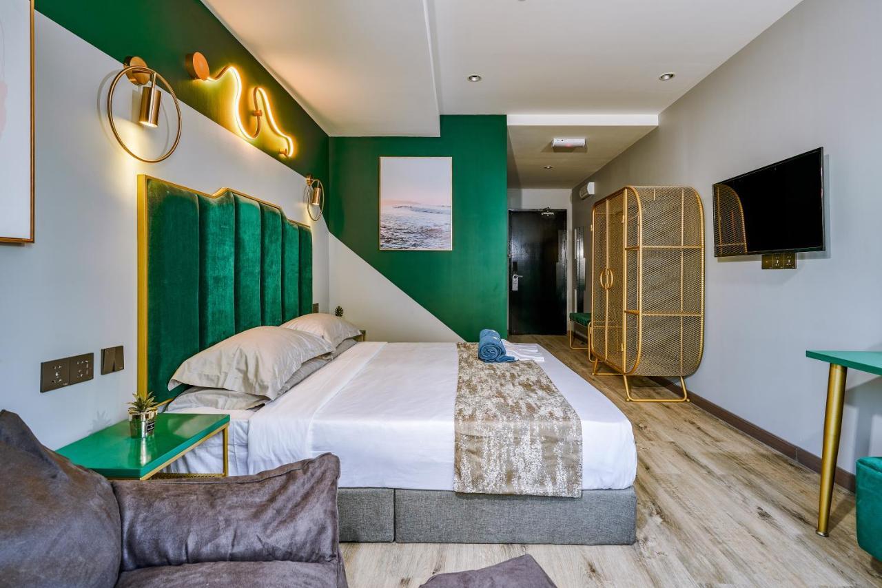 Neo Paly Hotel センポルナ エクステリア 写真